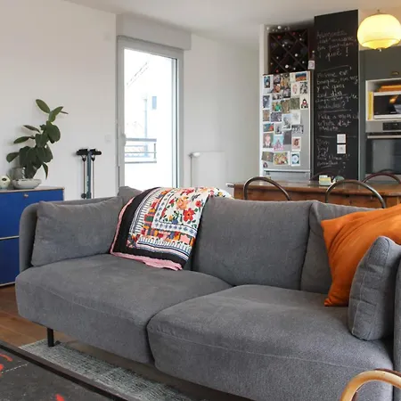 Spacious Cocoon With Parking דירה